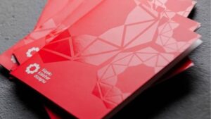 so sánh cán bóng và cán mờ